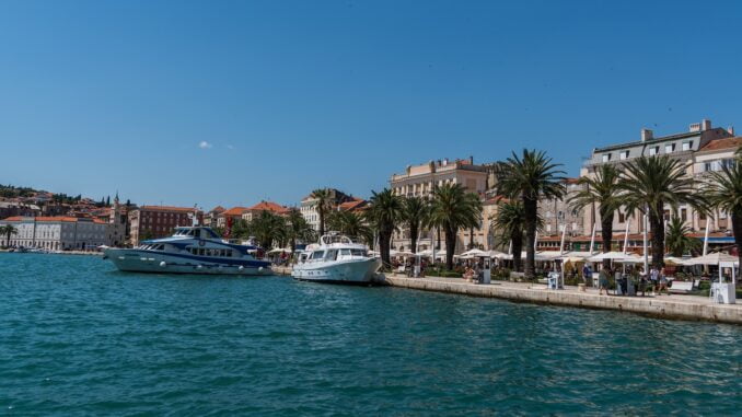 split-1590213_1920